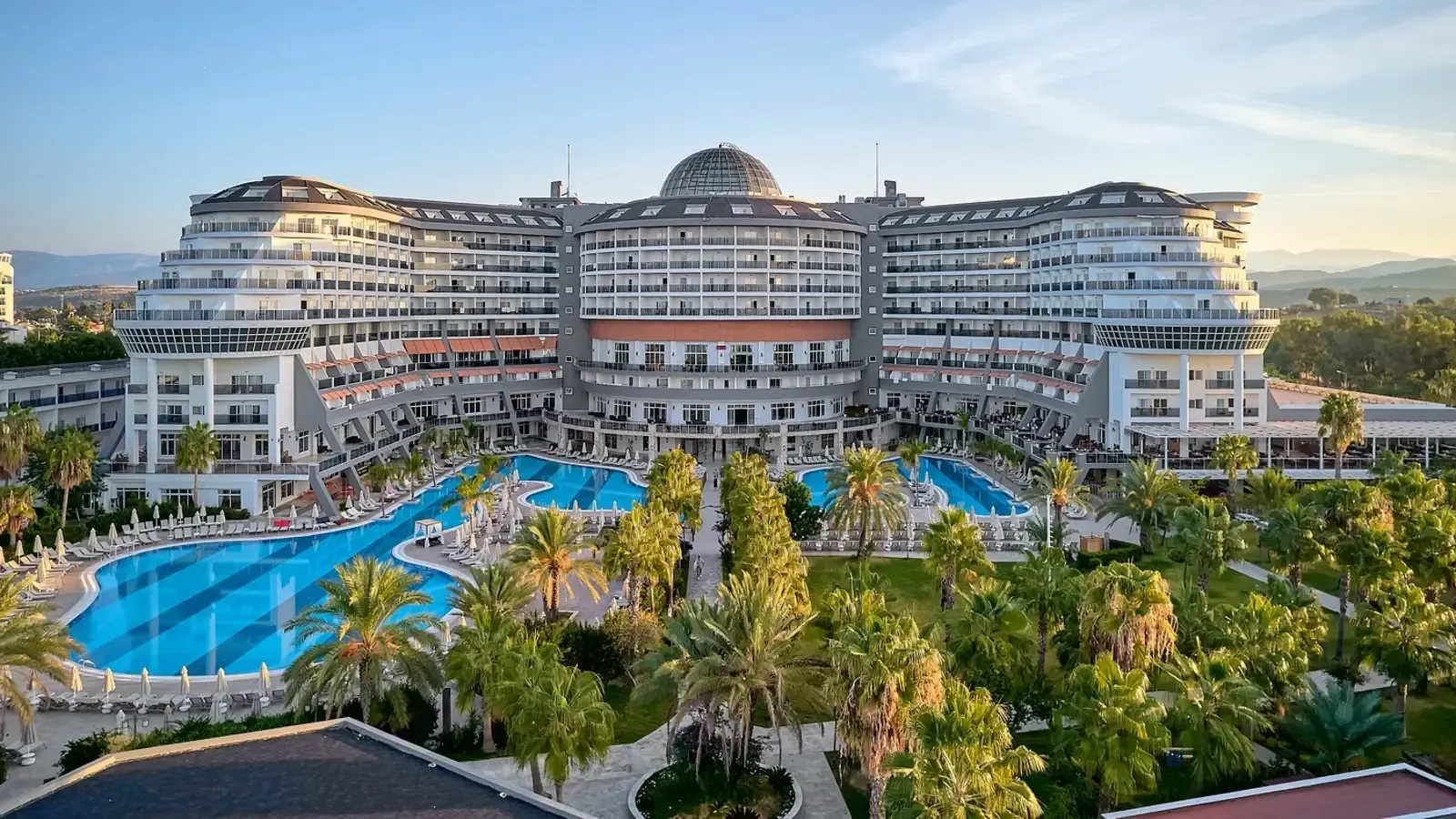 Seaden-Sea-Planet-Resort-transfer.webp