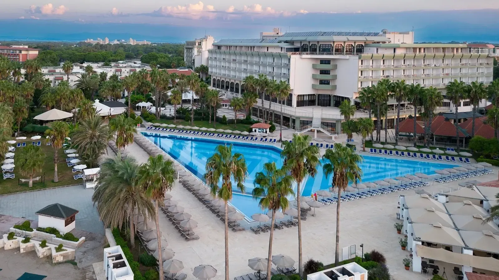 adora-resort-hotel-transfer.webp