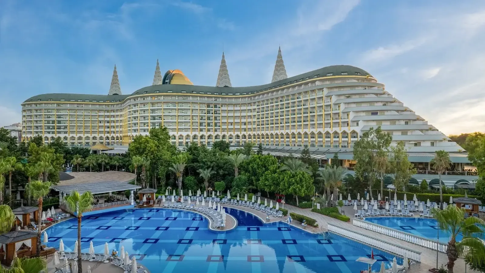 delphin-imperial-hotel-transfer.webp