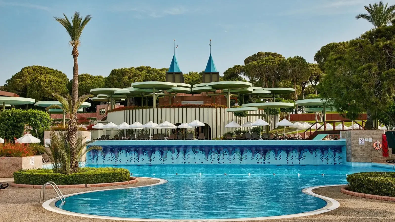 gloria-verde-resort-transfer.webp