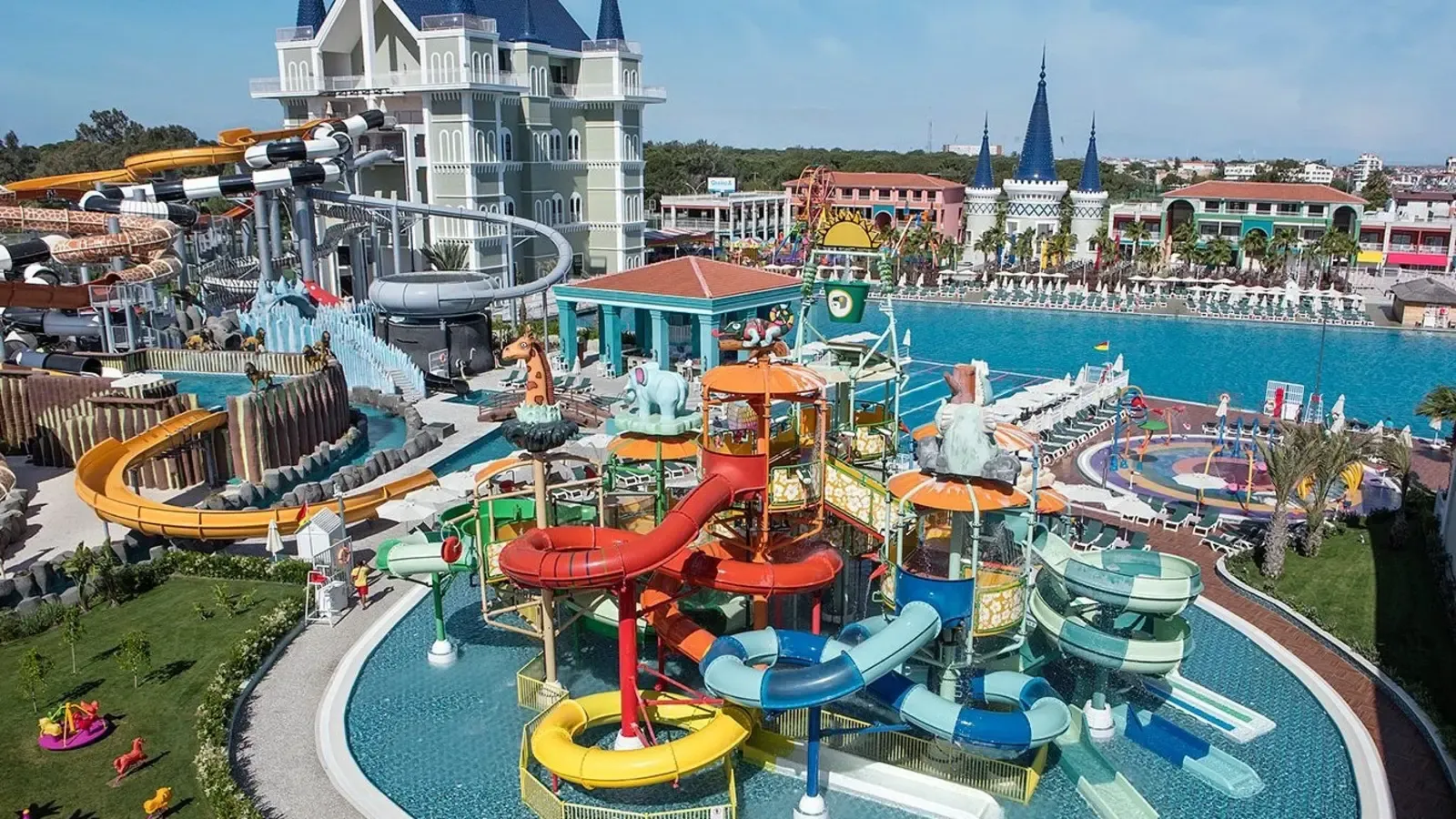 granada-luxury-belek-transfer.webp