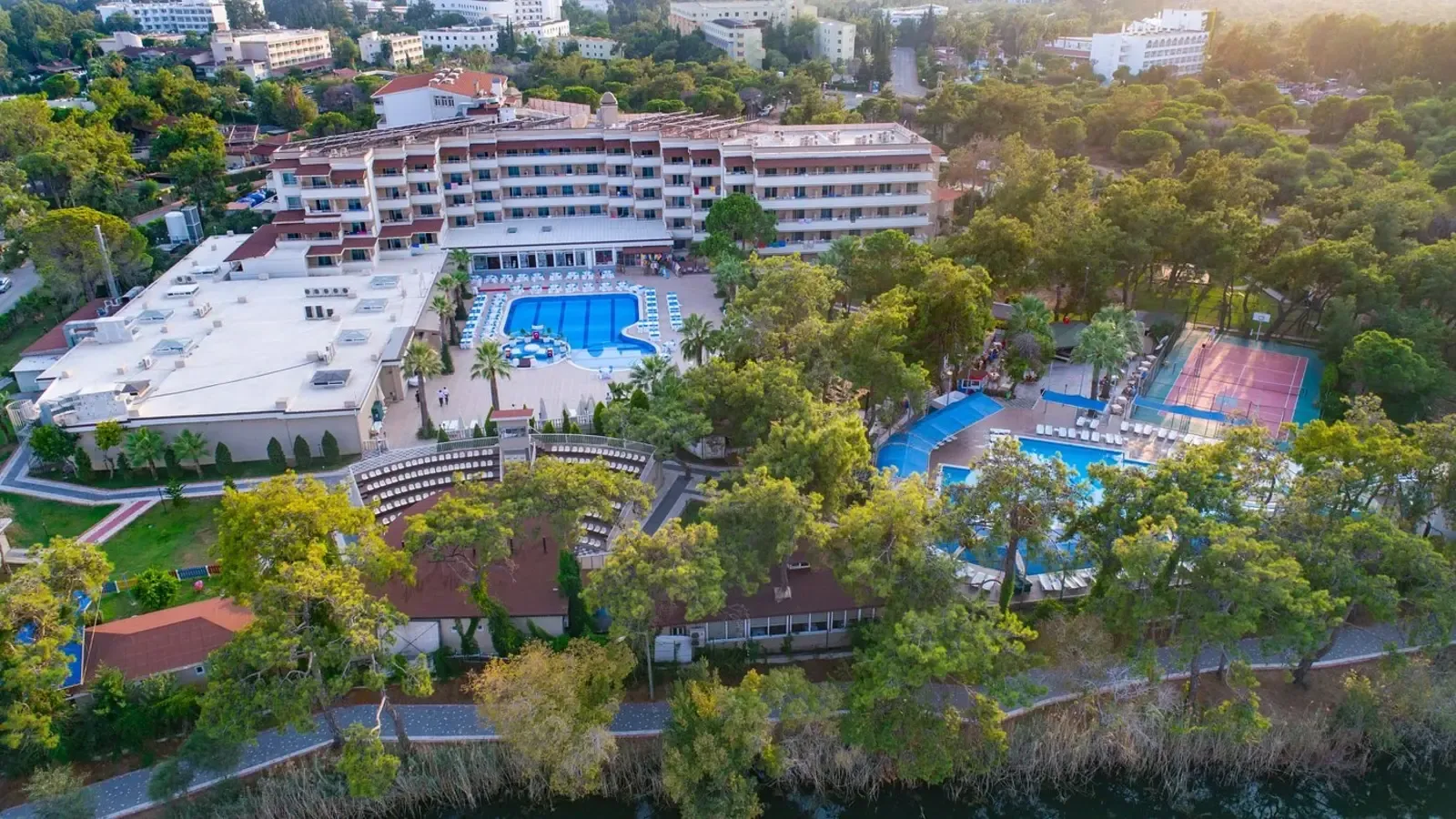 linda-resort-hotel-transfer.webp