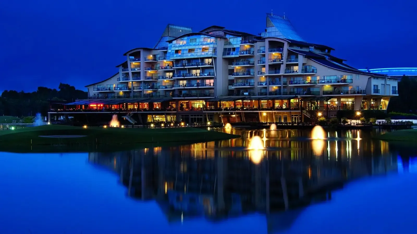 sueno-hotels-golf-belek-transfer.webp